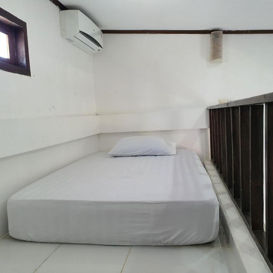 Putra Boyan Cottages Gili Trawangan Extérieur photo